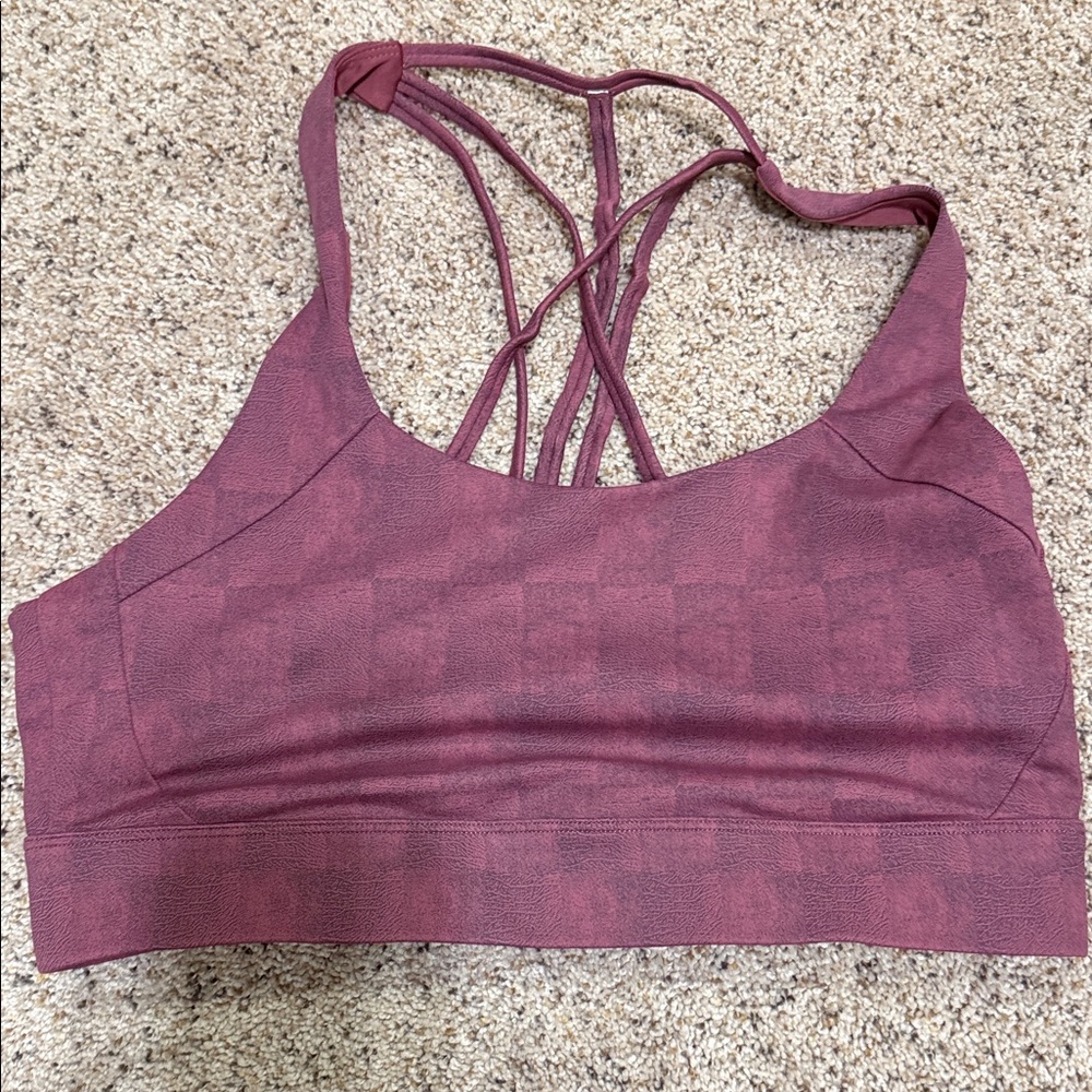 Elegant Strappy Sports Bra - Burgundy